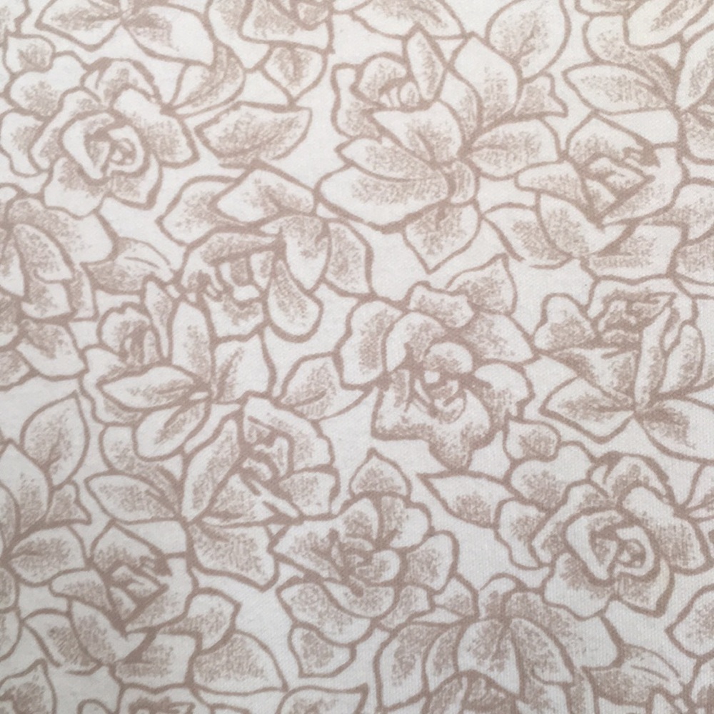 Classic Elements Top Size Small White Floral Shor… - image 3